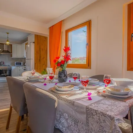 Myra Villa 1 فيلة